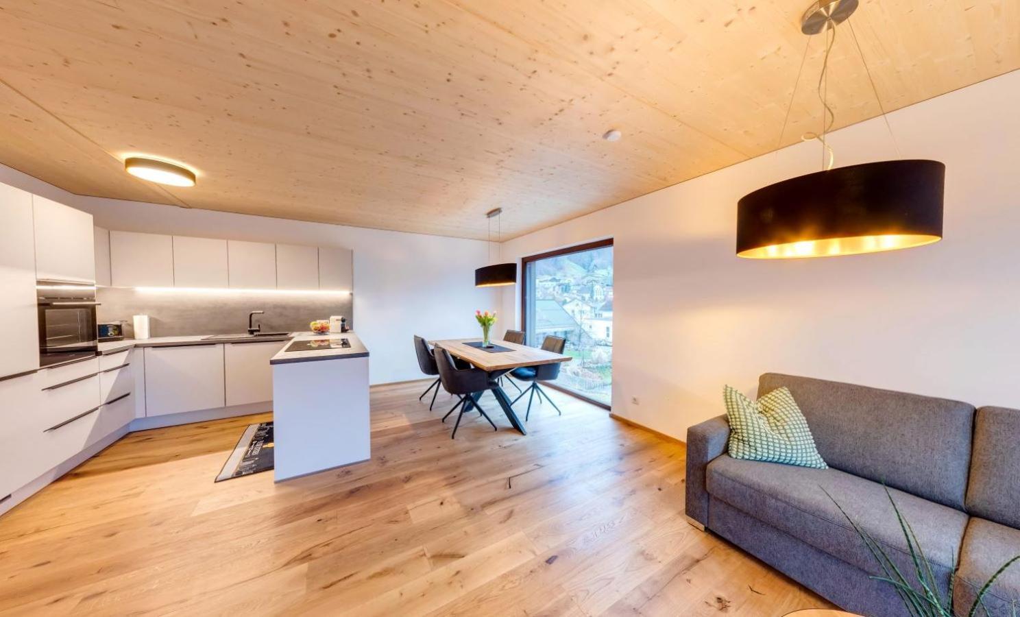 Urban-Apartmenthaus Zwischen Berg Und See Dornbirn Exteriör bild